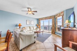 1707 Perrin Dr.  photo 4