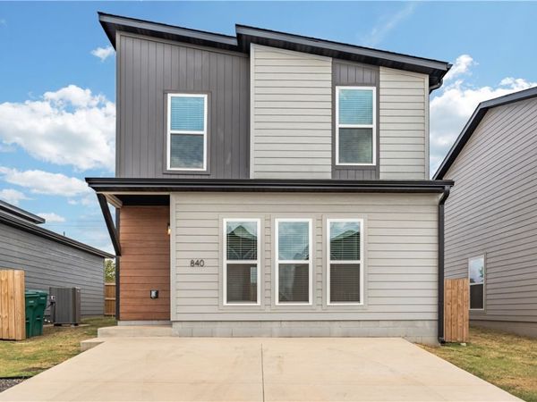 840 Boardwalk Avenue, Bentonville, AR 72713