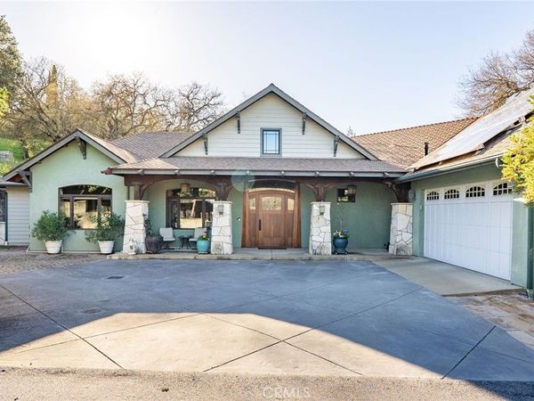 110 11th, Paso Robles, CA 93446