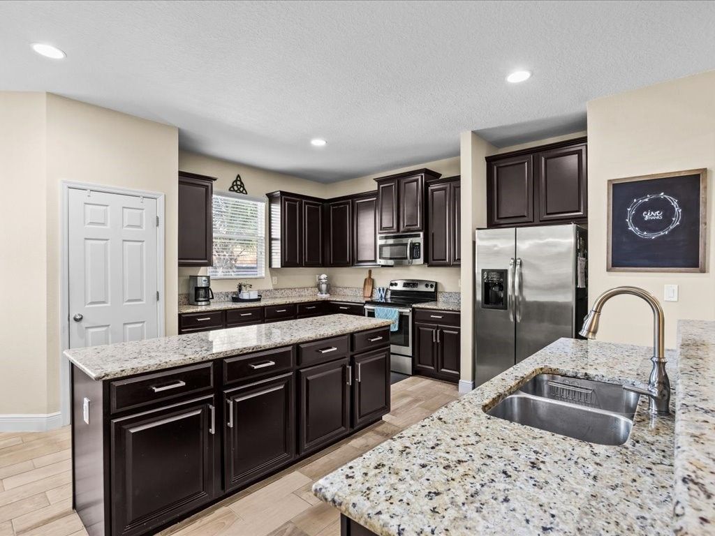 4607 Ashley Lake Circle, Vero Beach, FL 32967 Photo