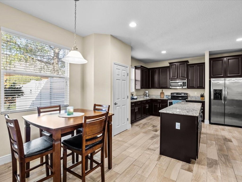 4607 Ashley Lake Circle, Vero Beach, FL 32967 Photo