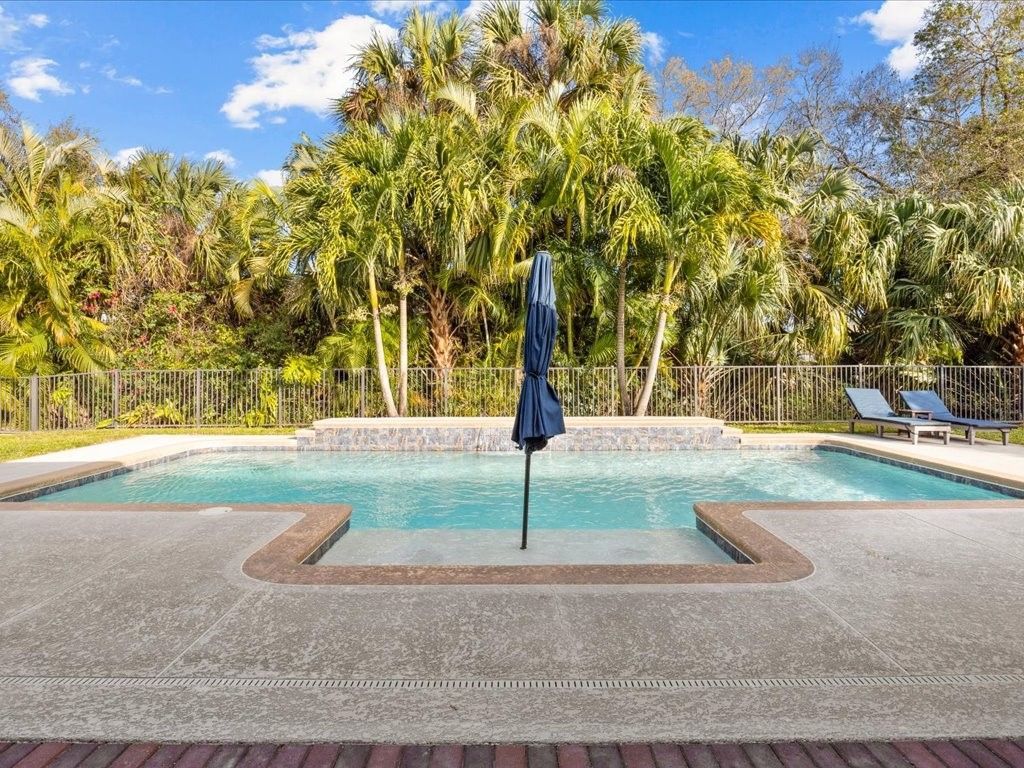 4607 Ashley Lake Circle, Vero Beach, FL 32967 Photo