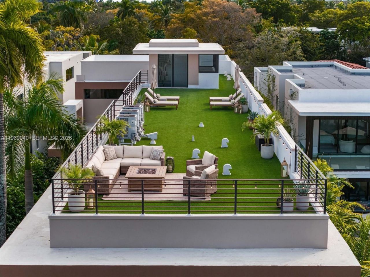 723 NE 77th St , Miami, FL 33138 Photo