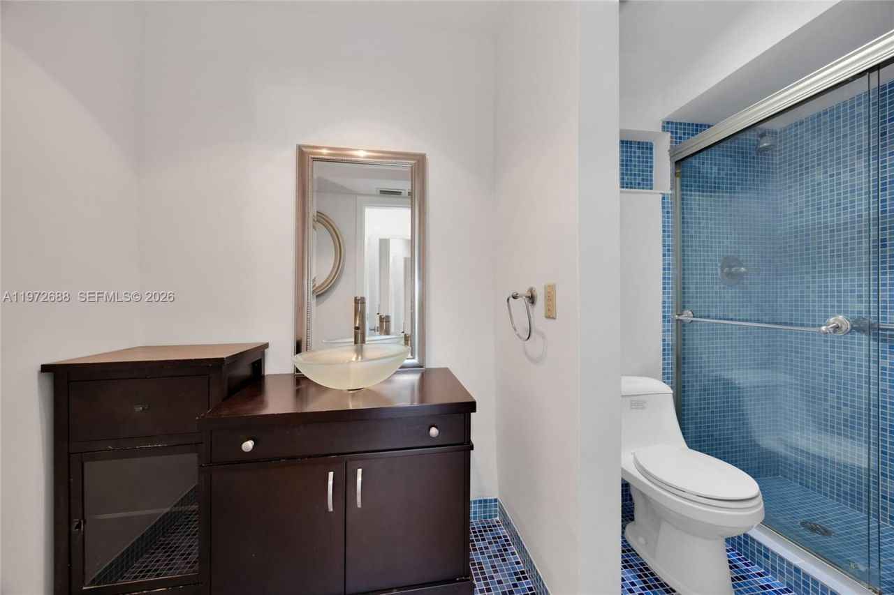 1150 Madruga Ave, Unit B301, Coral Gables, FL 33146 Photo