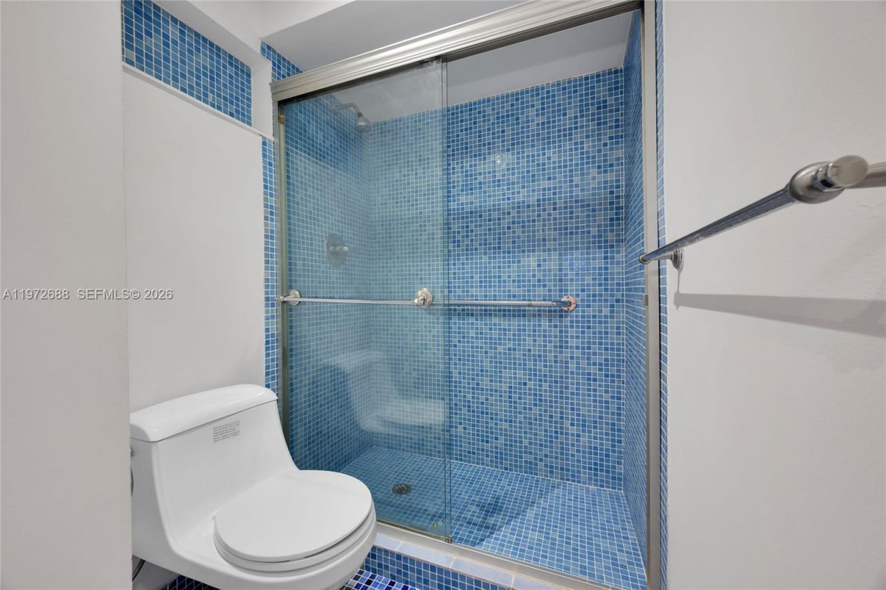 1150 Madruga Ave, Unit B301, Coral Gables, FL 33146 Photo