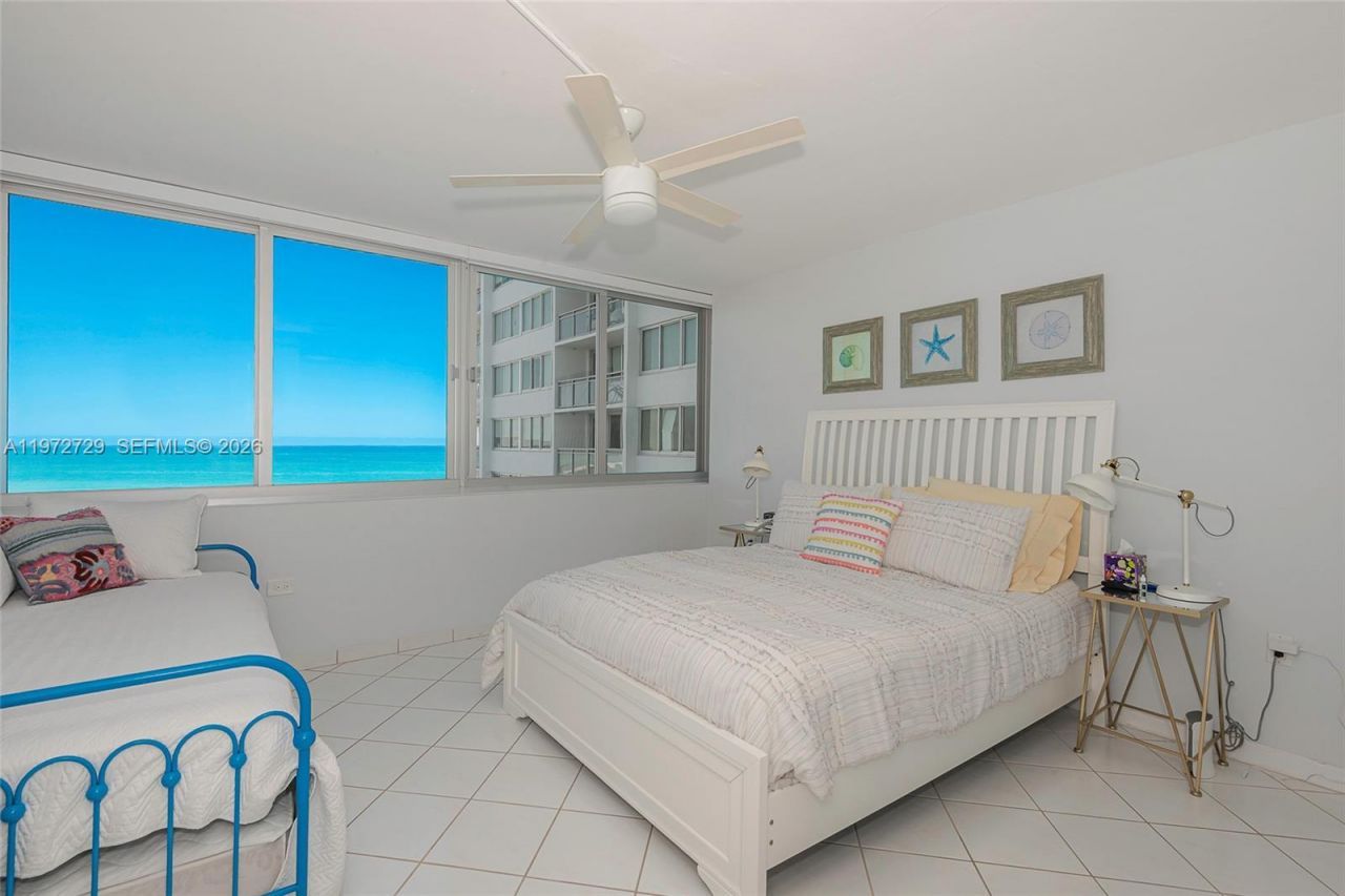 7135 Collins Ave , Unit 834, Miami Beach, FL 33141 Photo