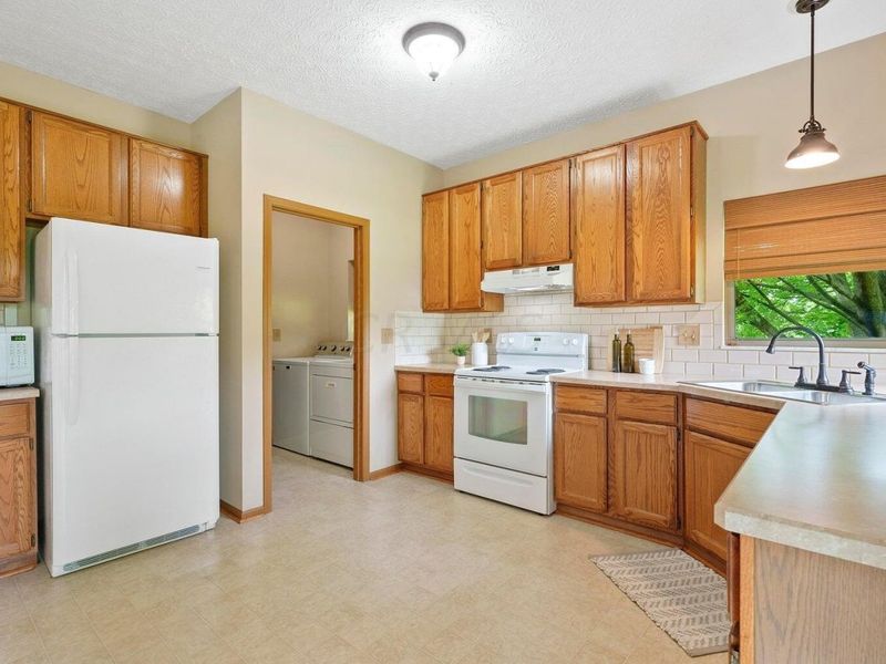 758 N Starr Drive , Pickerington, OH 43147 Photo 14