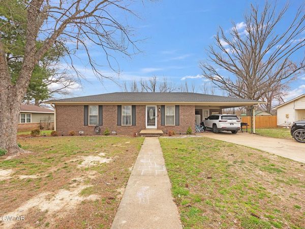 8064 Pillow Drive, Milan, TN 38358