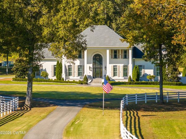 135 Windy City Road , Jackson, TN 38305