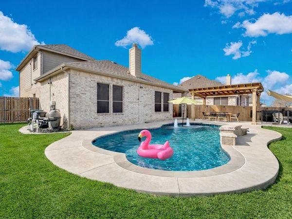 518 Clifton Court, Midlothian, TX 76065