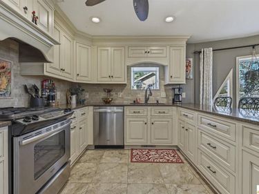 3287 Dripping Springs Road, Glasgow, KY 42141