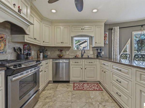 3287 Dripping Springs Road, Glasgow, KY 42141