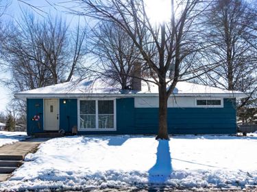 2201 54th Avenue N, Brooklyn Center, MN 55430