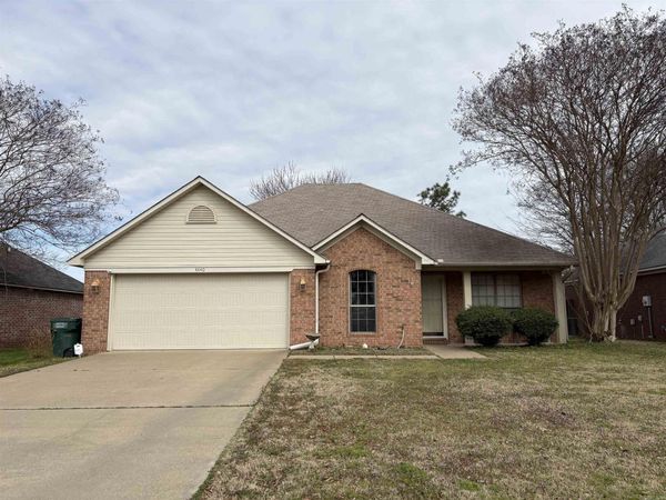 4440 Oregon Trail, Conway, AR 72034