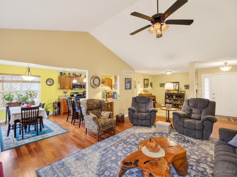 2018 Saint Nicholas Court, Batavia Twp, OH 45102 Photo 2