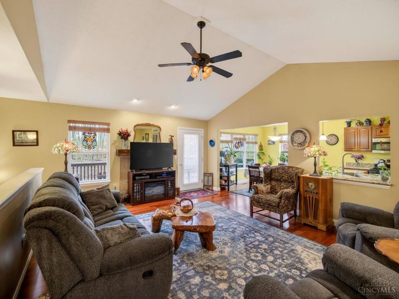 2018 Saint Nicholas Court, Batavia Twp, OH 45102 Photo 3