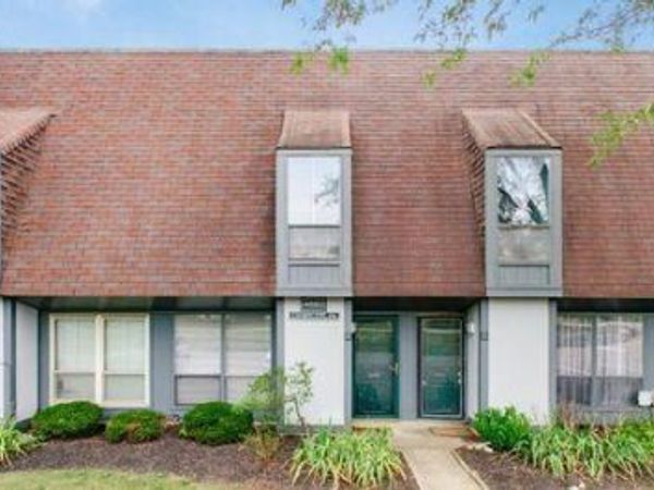4692 Charecote Lane , Unit E, Columbus, OH 43220