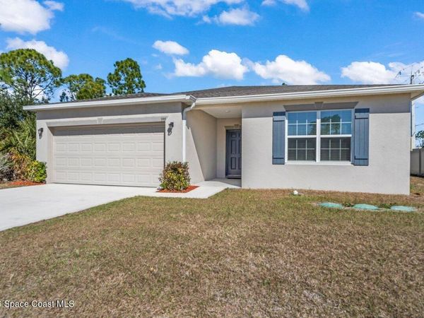 395 Sherman Street SE , Palm Bay, FL 32909