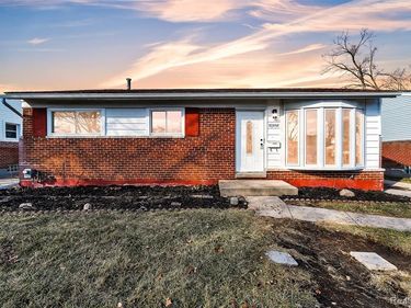 30558 Rustic Lane, Westland, MI 48186