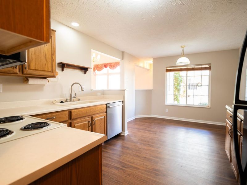 8589 Commons Court, Florence, KY 41042 Photo 9