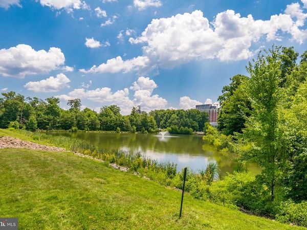 1712 LAKE SHORE CREST DRIVE, Unit 14, RESTON, VA 20190