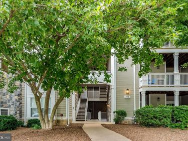 1712 LAKE SHORE CREST DRIVE, Unit 14, RESTON, VA 20190