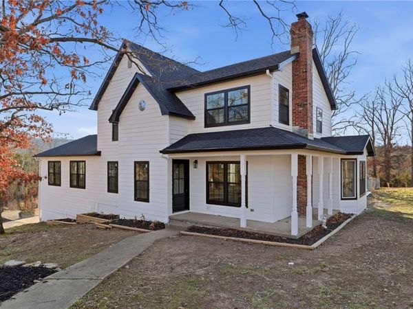 578 County Road 227, Eureka Springs, AR 72631