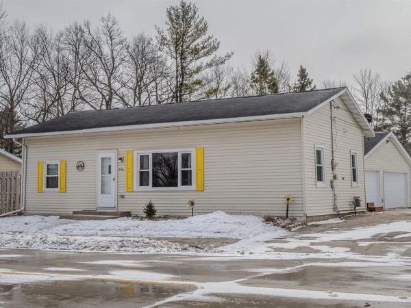 406 E MAIN STREET, Gillett, WI 54124