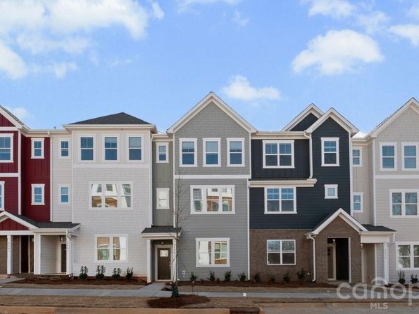 4043 Bass River Parkway, Charlotte, NC 28217