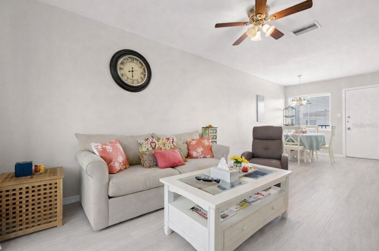 2039 Canal Dr, Unit N33, Bradenton, FL 34207 Photo