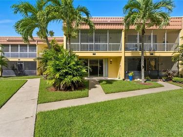 2907 DEL PRADO BOULEVARD S, Unit B7, CAPE CORAL, FL 33904