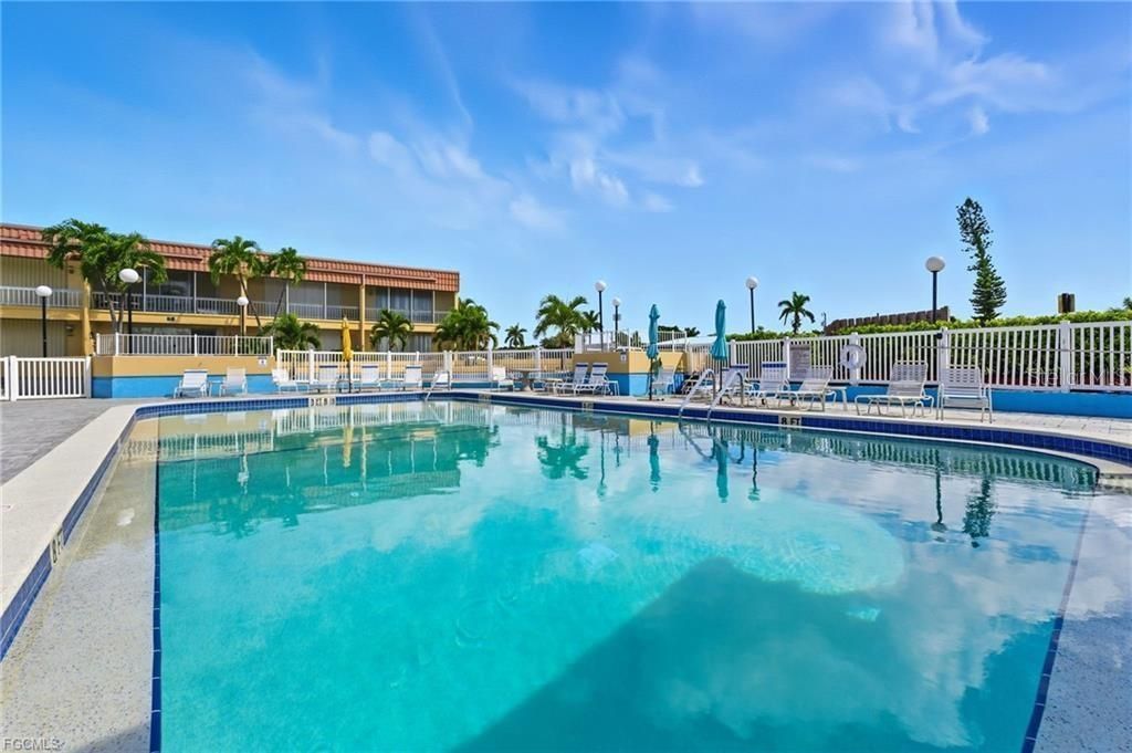 2907 Del Prado Boulevard S, Unit B7, Cape Coral, FL 33904 Photo