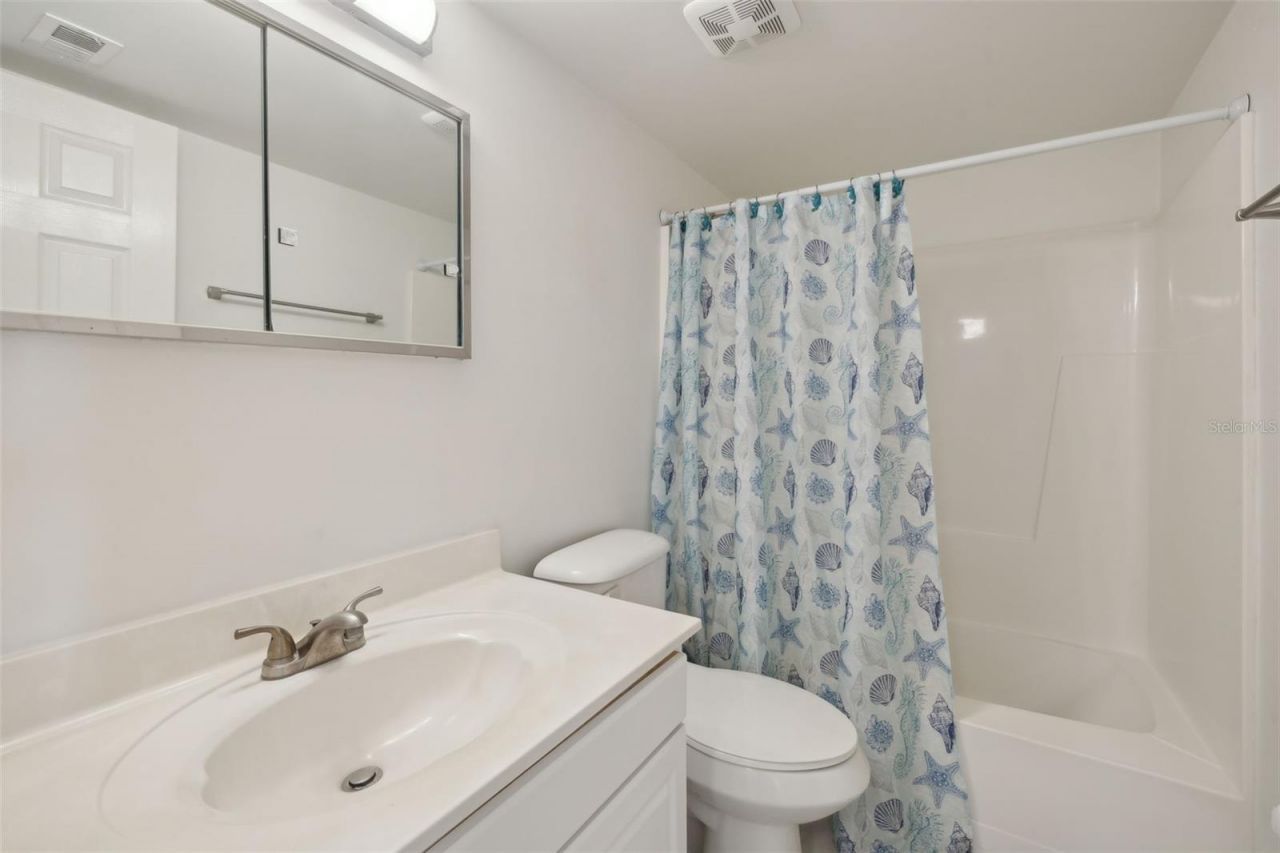 125 River Bend Place , Unit D, Welaka, FL 32193 Photo