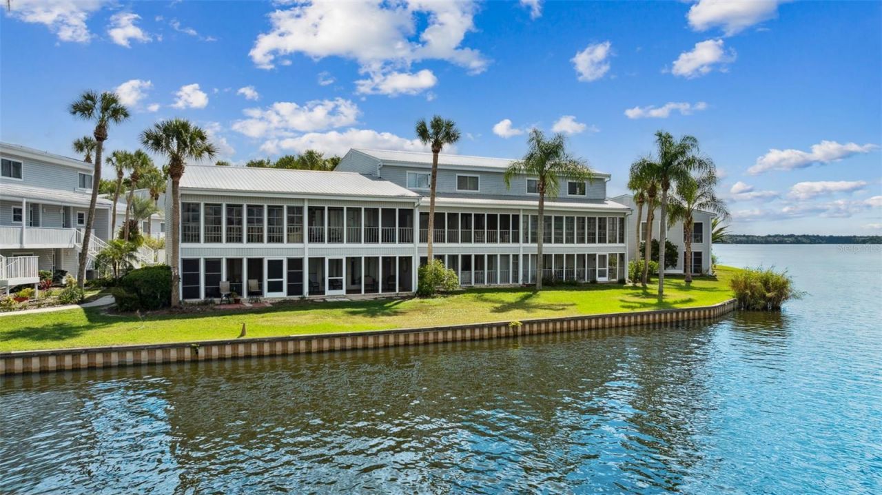 125 River Bend Place , Unit D, Welaka, FL 32193 Photo