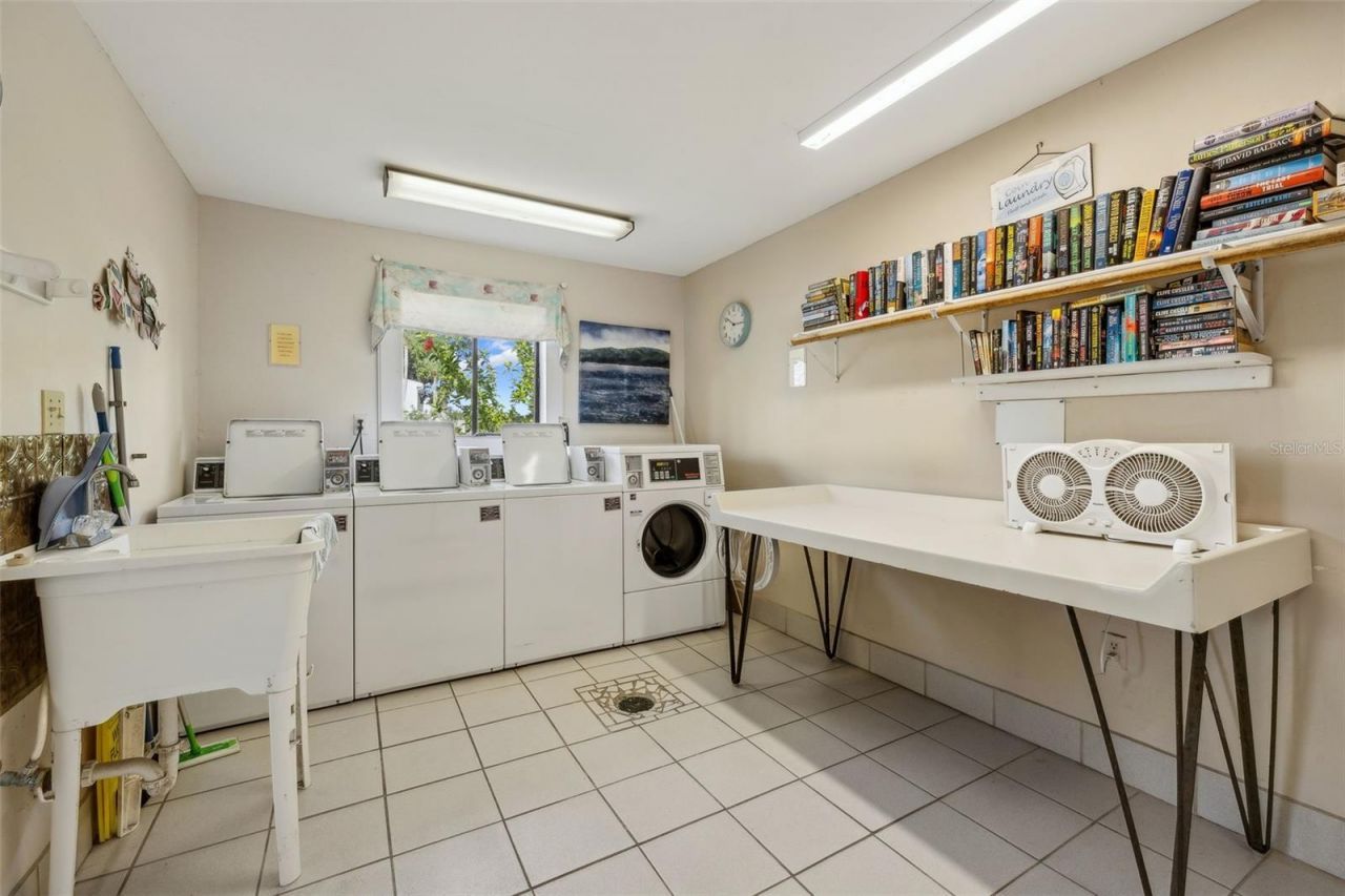 125 River Bend Place , Unit D, Welaka, FL 32193 Photo