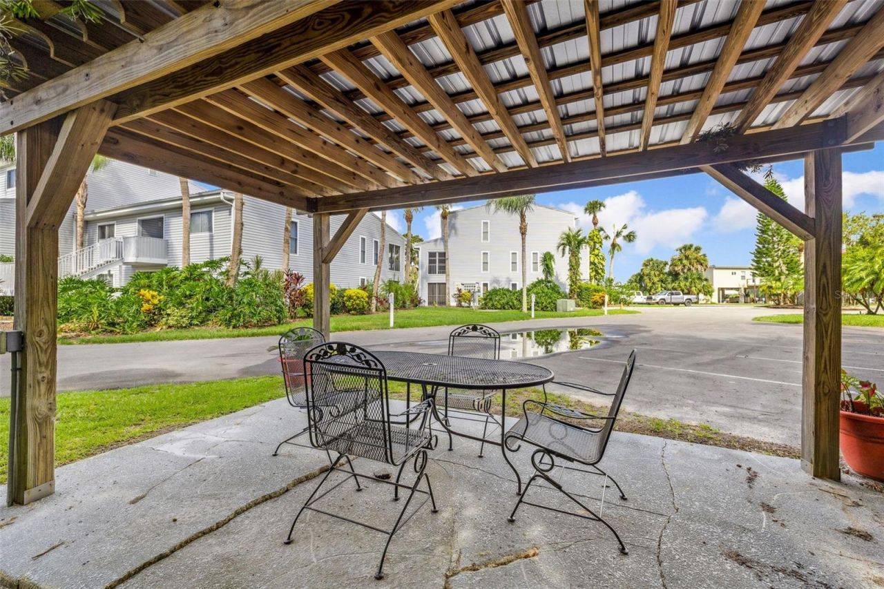 125 River Bend Place , Unit D, Welaka, FL 32193 Photo