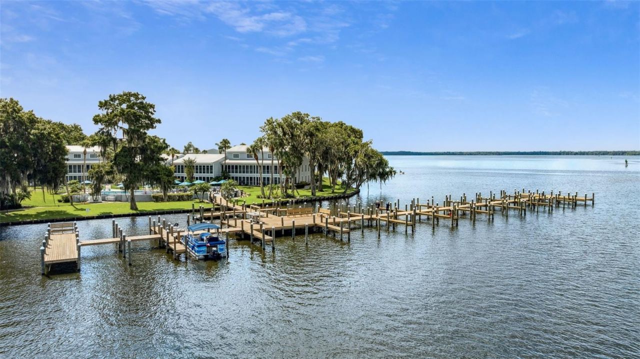 125 River Bend Place , Unit D, Welaka, FL 32193 Photo