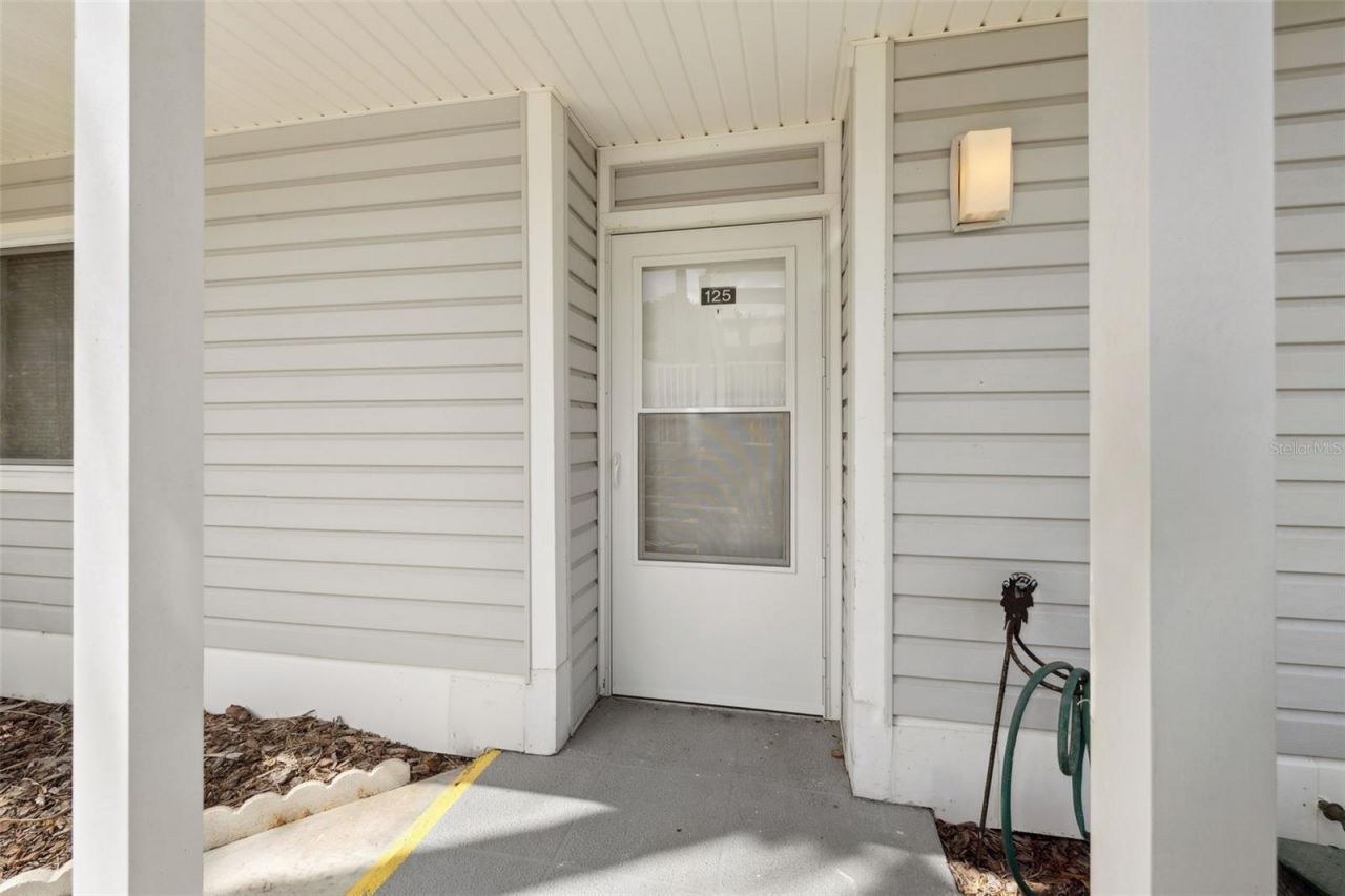 125 River Bend Place , Unit D, Welaka, FL 32193 Photo