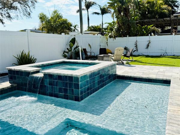 8280 32ND AVENUE N, ST PETERSBURG, FL 33710