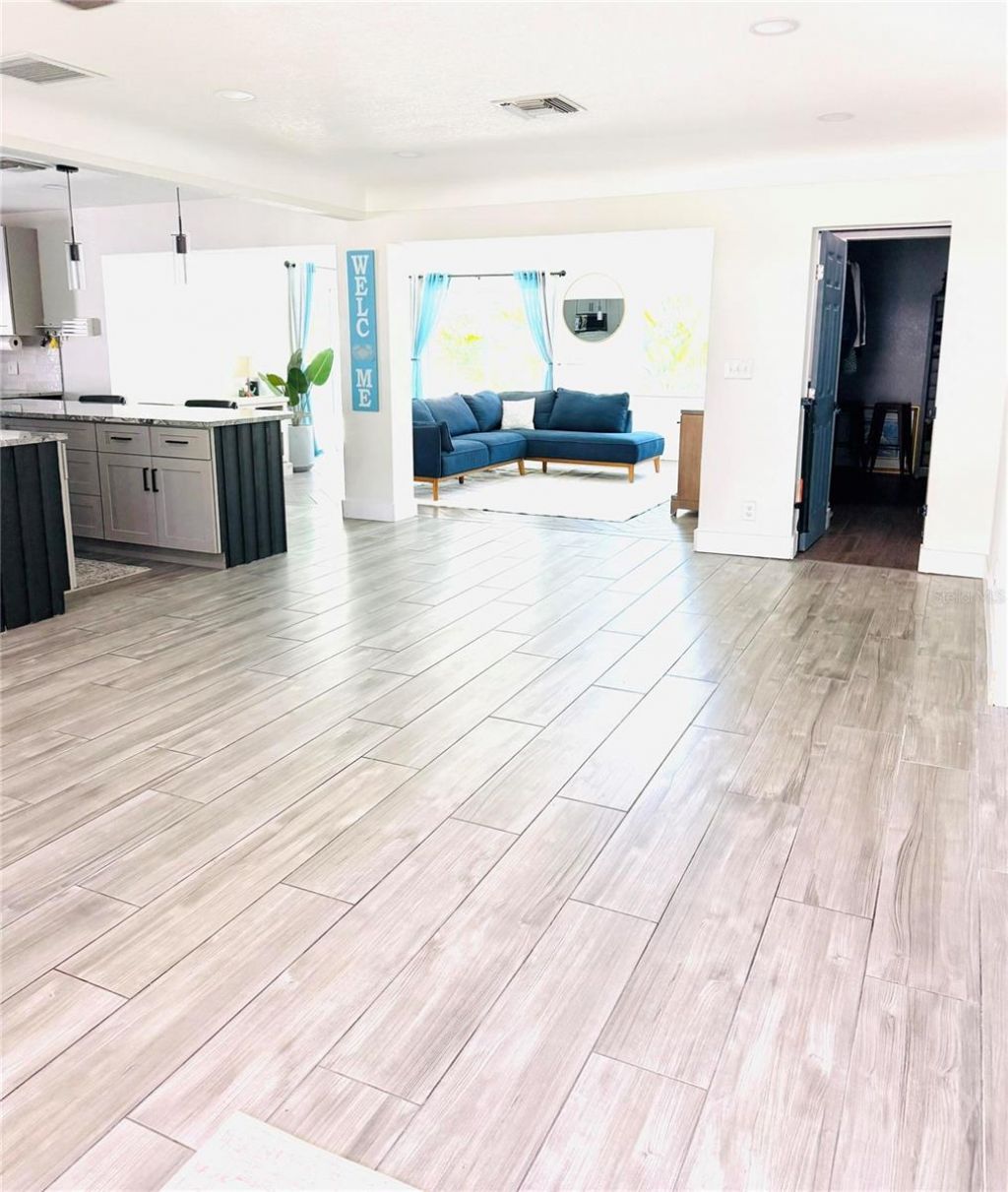 8280 32nd Avenue N, Saint Petersburg, FL 33710 Photo