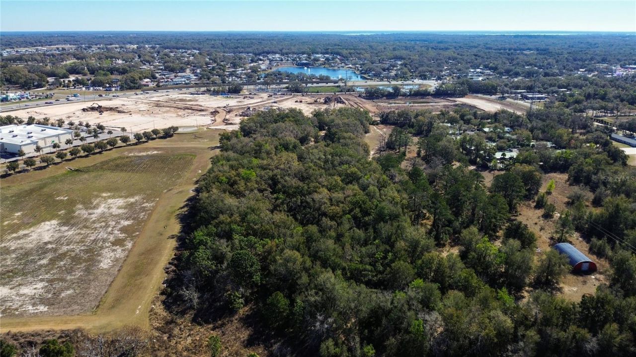 39725 Clay Avenue N, Lady Lake, FL 32159 Photo