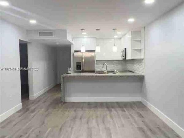1555 W 44th Pl, Unit 247, Hialeah, FL 33012