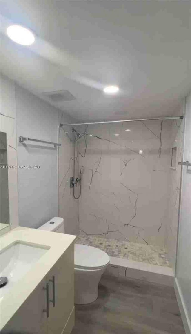 1555 W 44th Pl, Unit 247, Hialeah, FL 33012 Photo