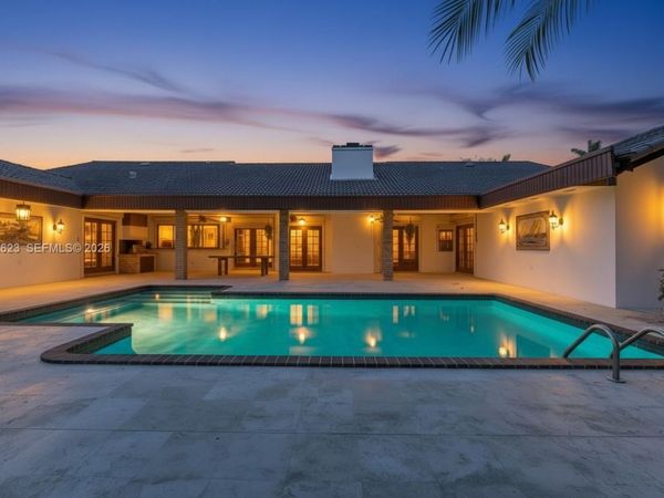 15305 SW 74th Ct , Palmetto Bay, FL 33157