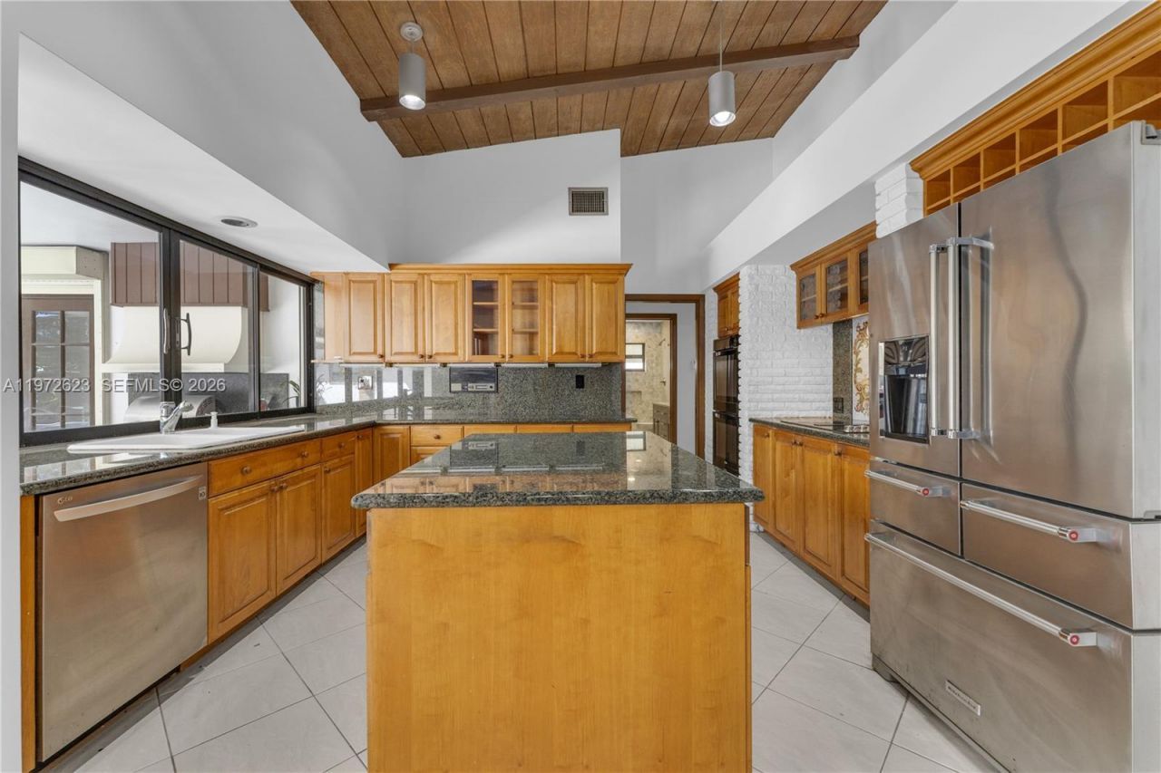 15305 SW 74th Ct , Palmetto Bay, FL 33157 Photo