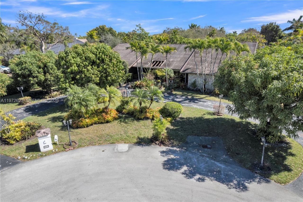 15305 SW 74th Ct , Palmetto Bay, FL 33157 Photo