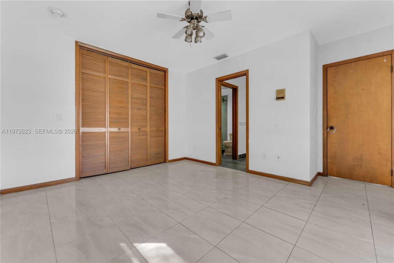 15305 SW 74th Ct, Palmetto Bay, FL 33157 Photo