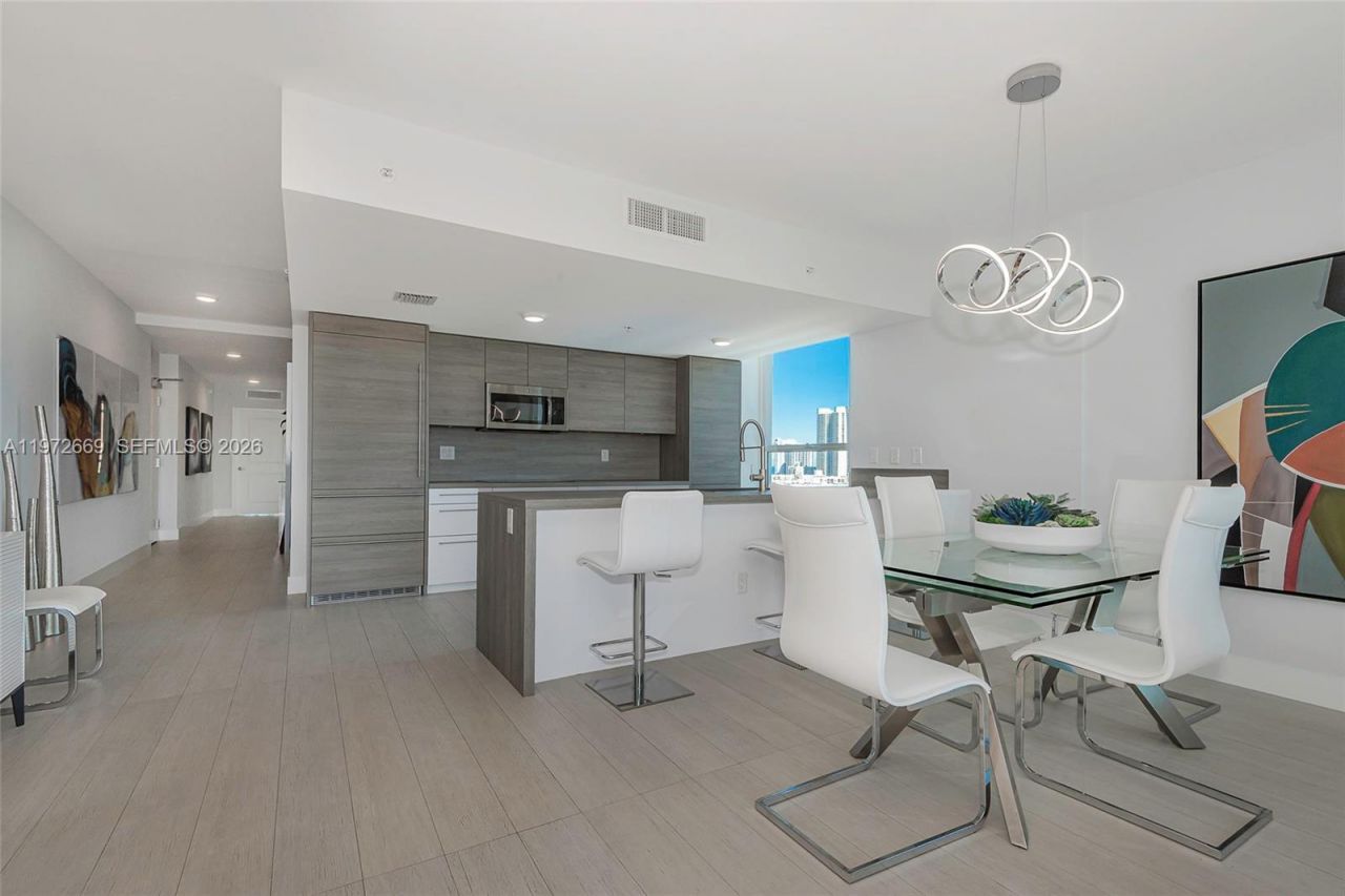 400 Sunny Isles Blvd, Unit 1222 SE CO, Sunny Isles Beach, FL 33160 Photo