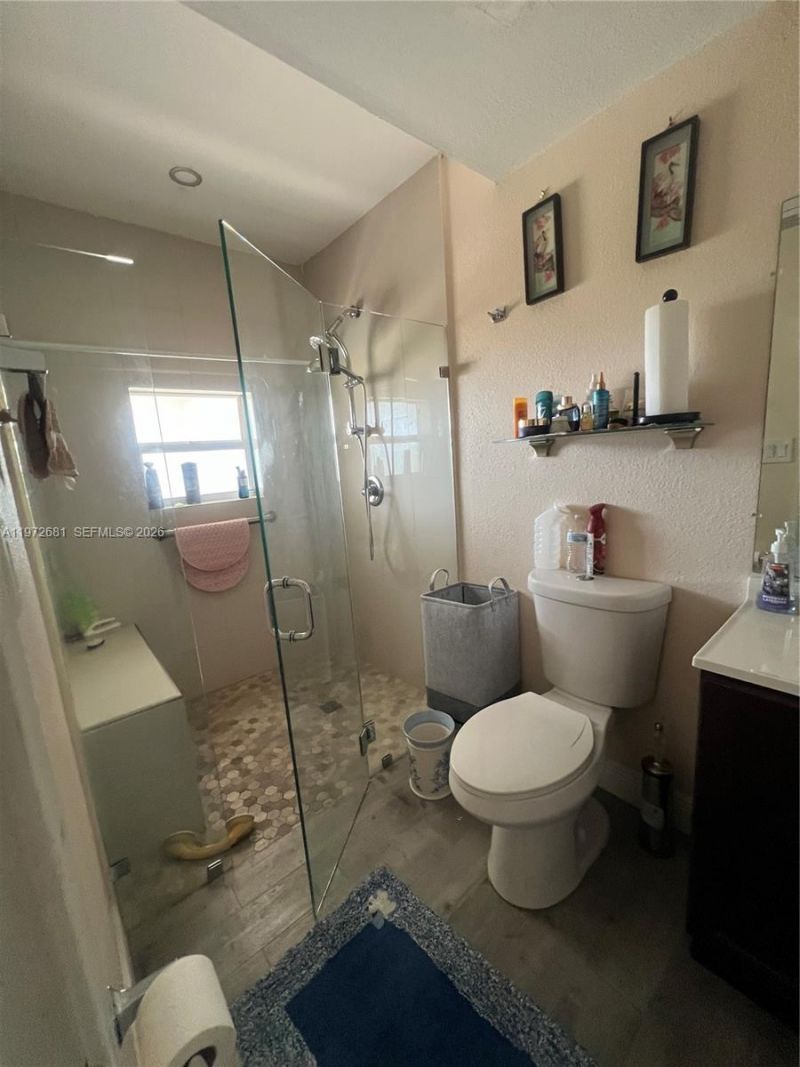 5724 S Bayberry Ln , Tamarac, FL 33319 Photo