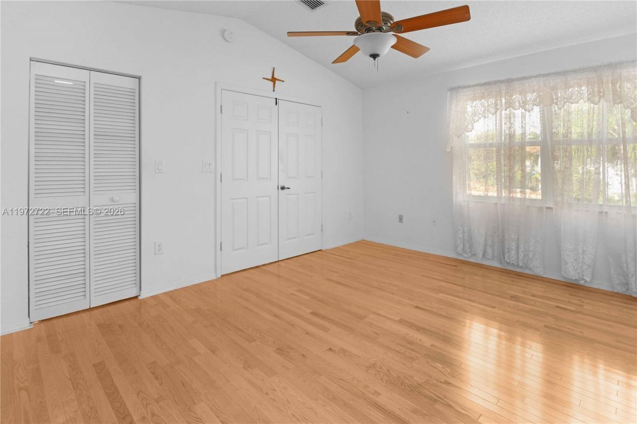 1521 Seagrape Way , Hollywood, FL 33019 Photo